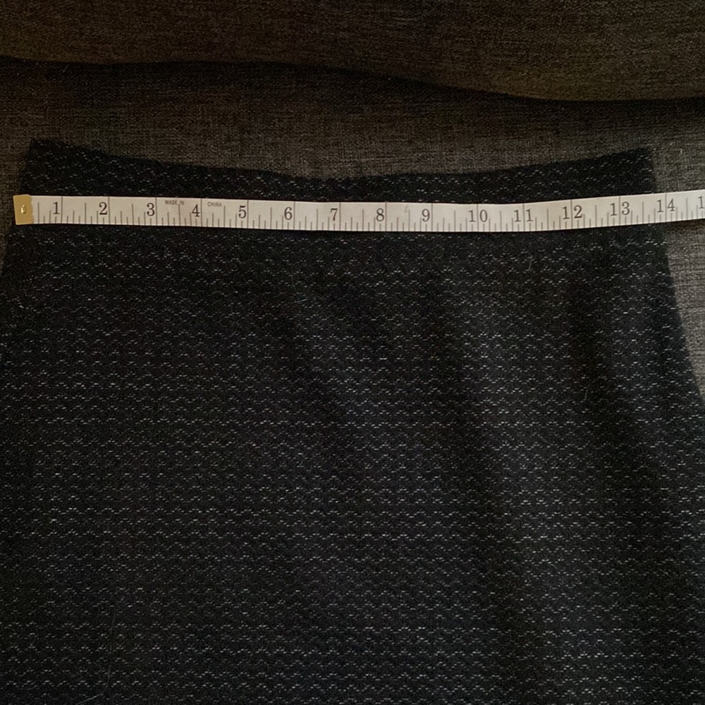 BCBG pencil skirt - Picture 4 of 4